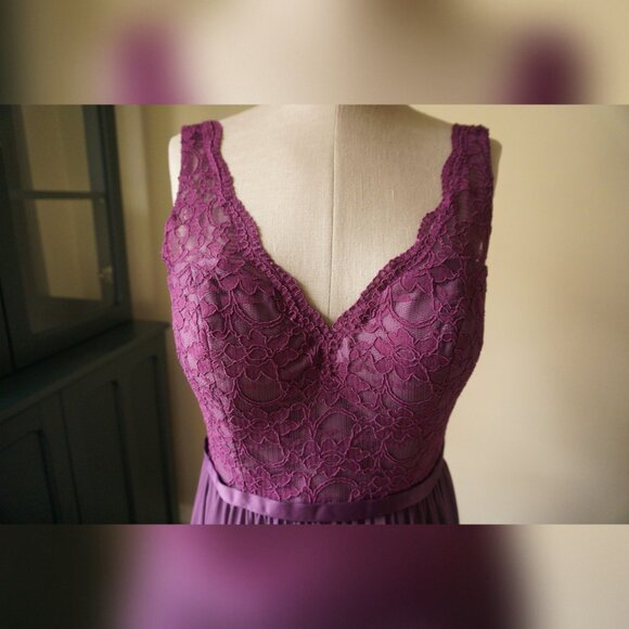 💜 Morilee Madeline Gardner Style 714 Bridesmaid/Formal Gown - US 12 - Eggplant - Picture 6 of 12